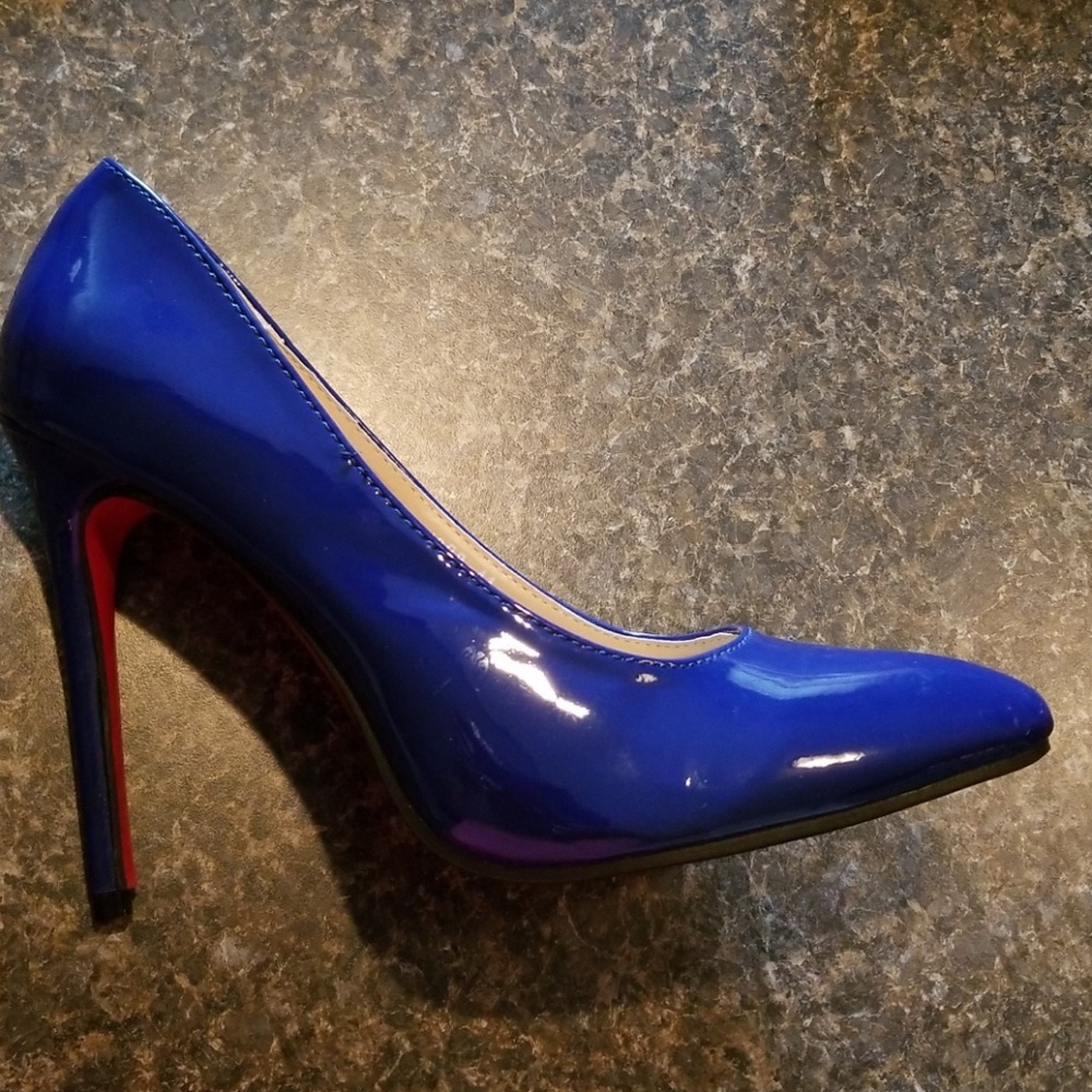 Gorgeous Blue Heels with Red Bottoms